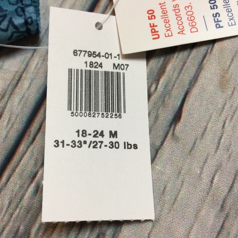 Old Navy Boys 12-18 or 18-24 Months 2 Swim Shorts - Picture 7 of 7